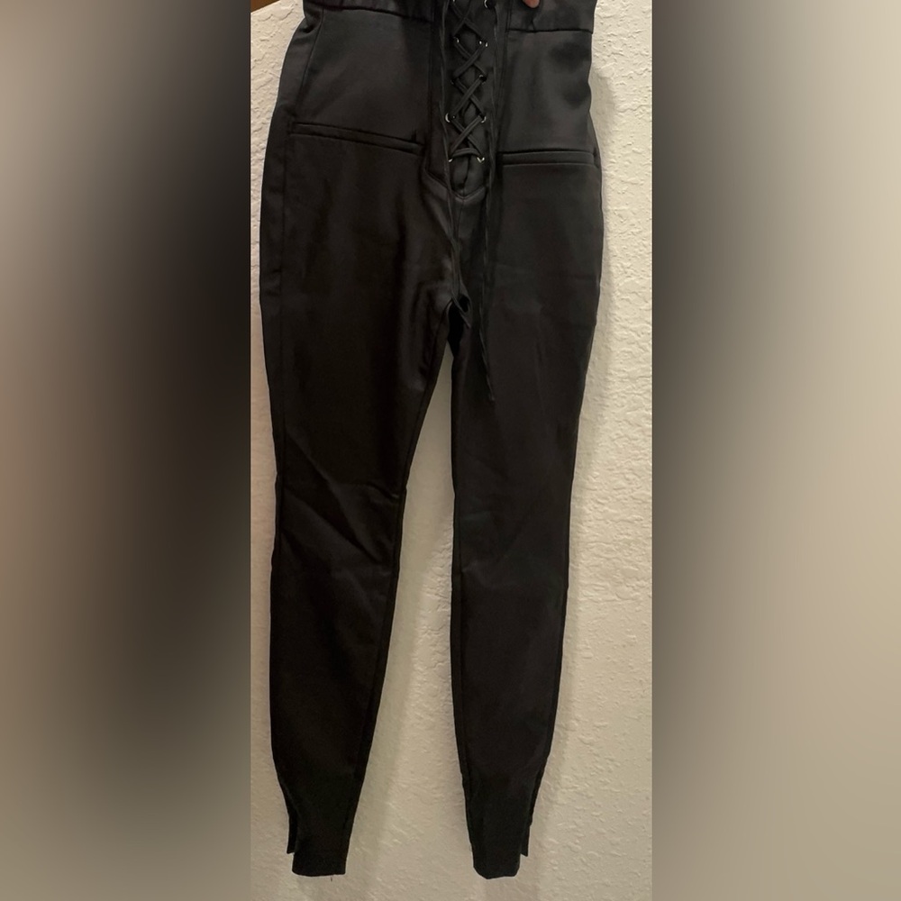 Mistress Rocks Lace-Up High Waisted Skinny Pants | Black | XS